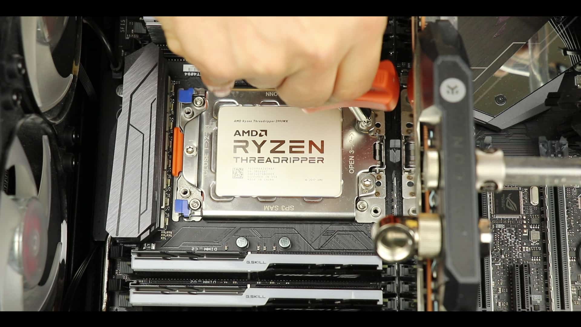 AMD Threadripper 2990WX