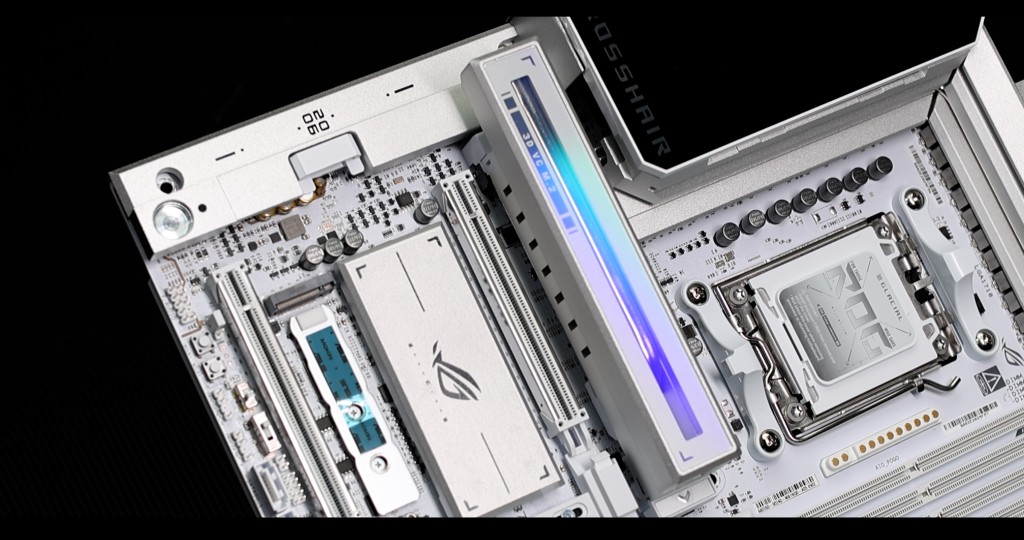 ASUS ROG CROSSHAIR X870E GLACIAL NVMe