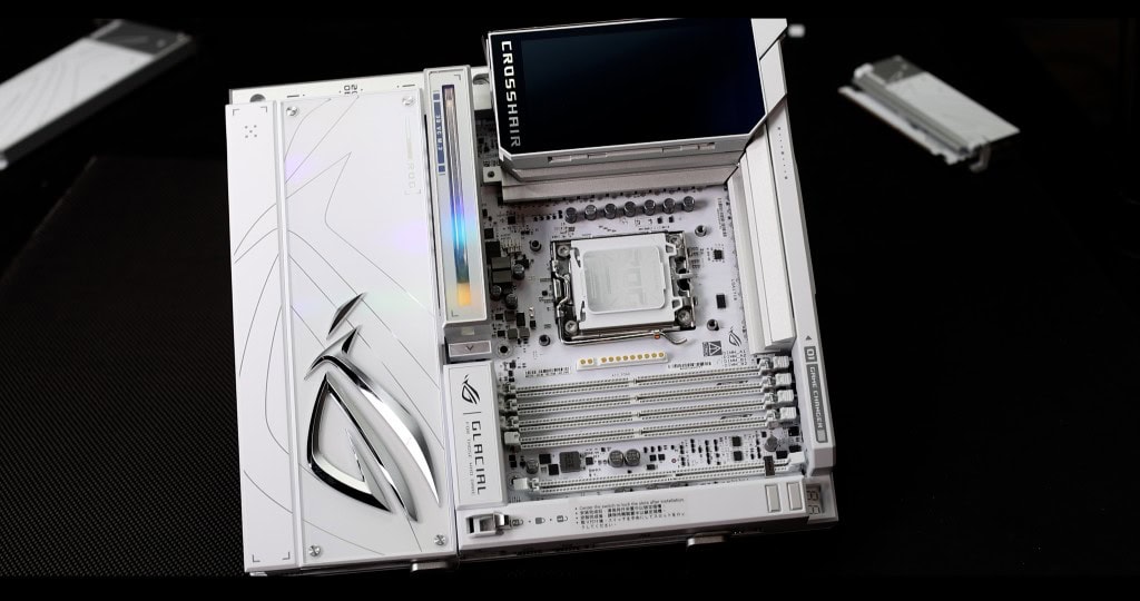 ROG CROSSHAIR X870E GLACIAL Fully Dressed
