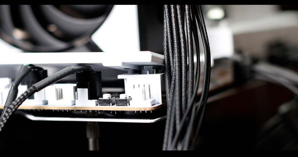 ROG CROSSHAIR X870E GLACIAL Plating