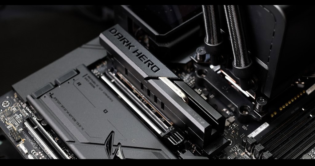 ASUS ROG CROSSHAIR X870E DARK HERO NVMe